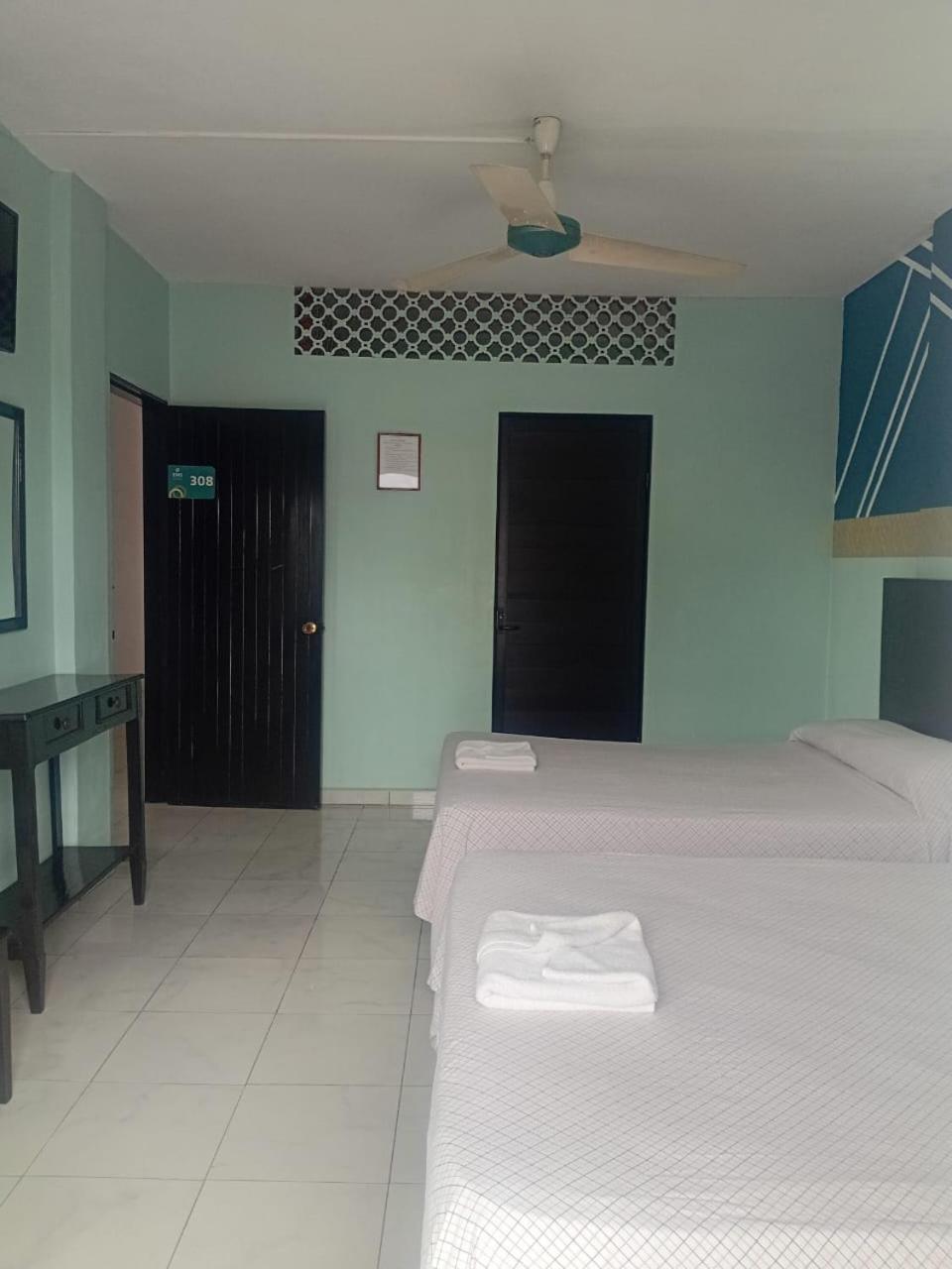 Hotel Acuario Catemaco Εξωτερικό φωτογραφία